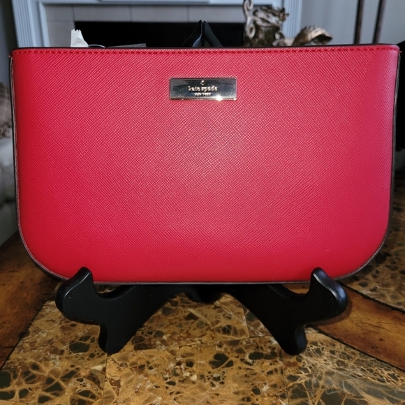 Kate Spade Red Handbag NWT - Picture 1 of 9